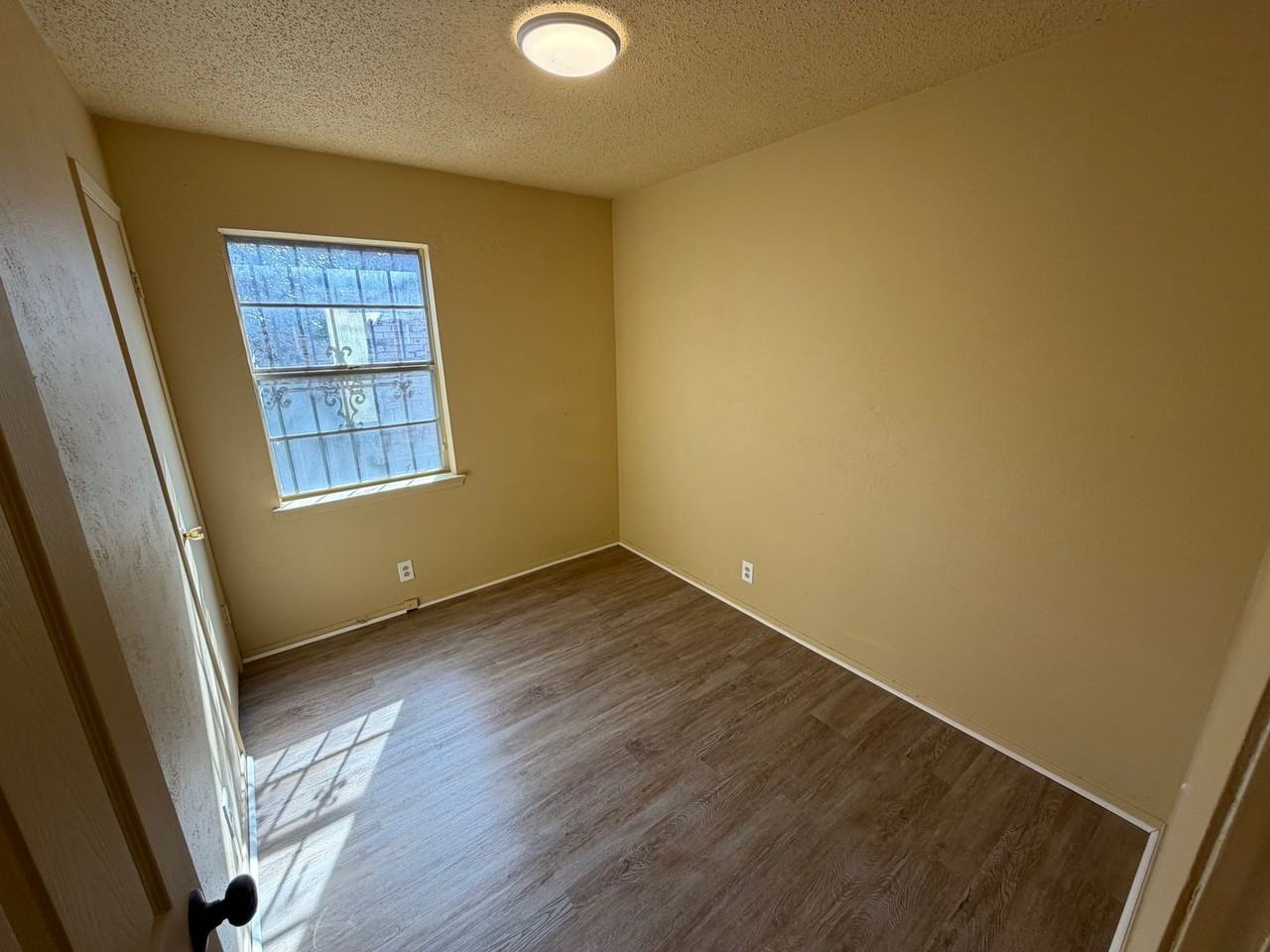 2722 N Saint Augustine Dr - Photo 7 of 14