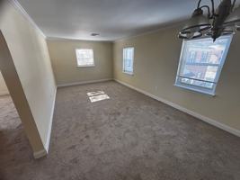 featured image of 2417 Thomas St