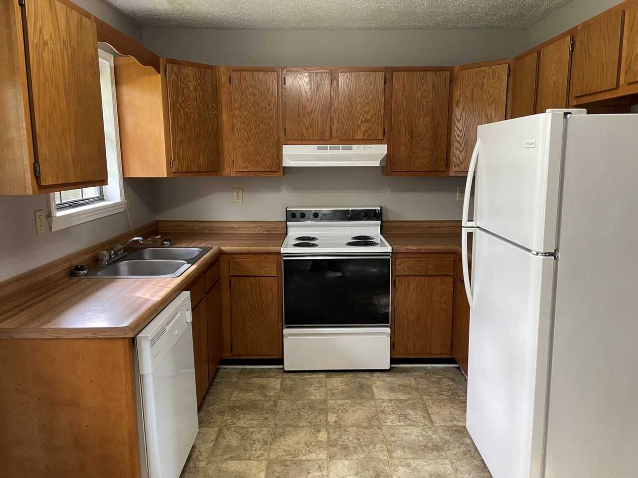 The Highlands - Photo 4 of 18