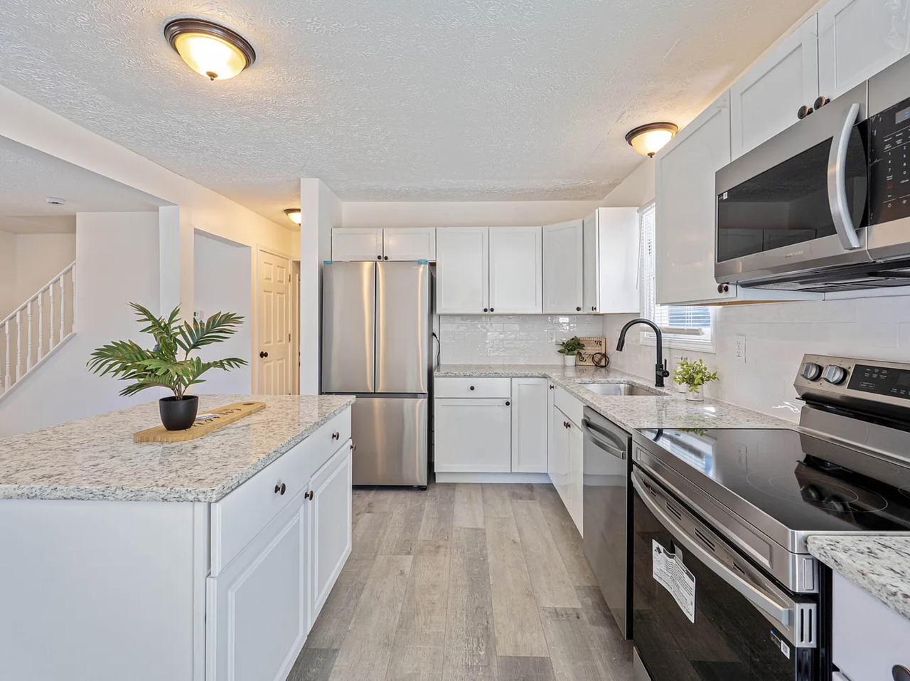 2117 Drumlin Dr #1 - Photo 4 of 10