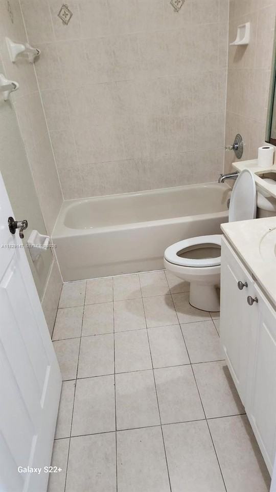 7180 Northwest 174th Terrace ##204 - Photo 7 of 8