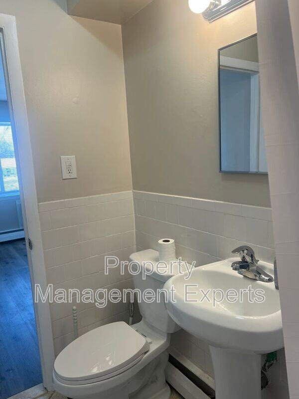 2314 Glendale Ter #A2 - Photo 4 of 22