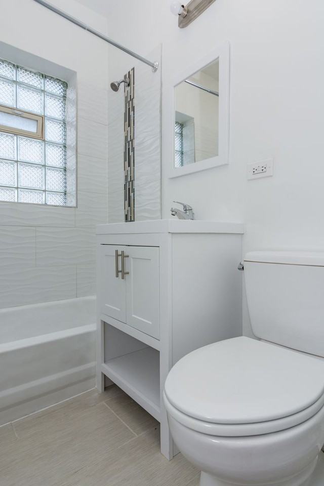 614 E 71st St - Photo 3 of 27