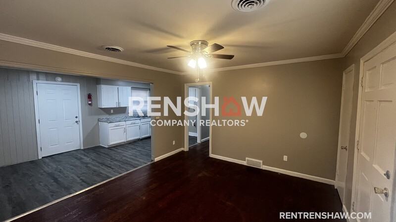 4008 Balfour St - Photo 4 of 14