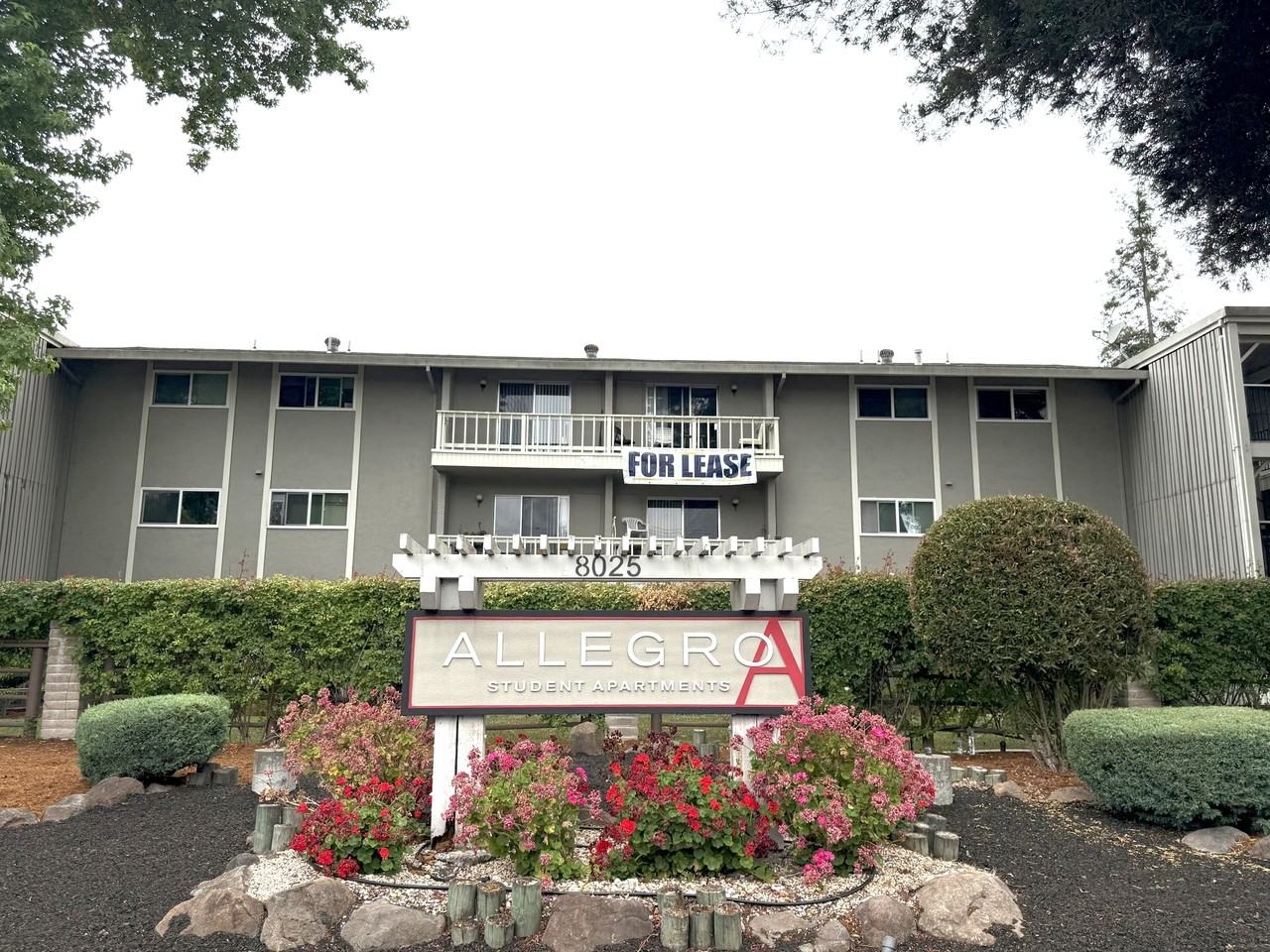 8025 Beverly Dr #00 - Photo 3 of 11