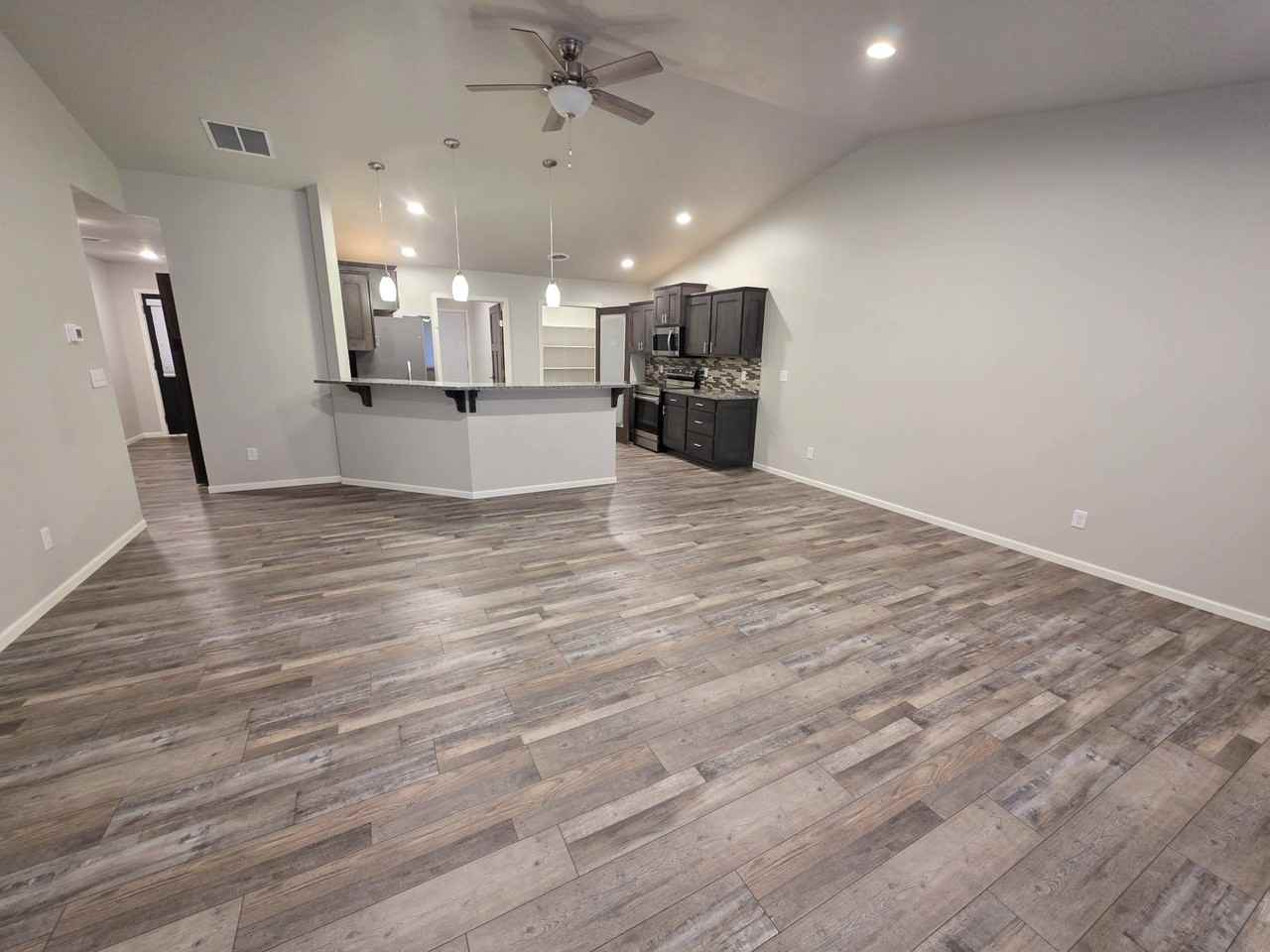 2050 Quail St #5 - Photo 2 of 11