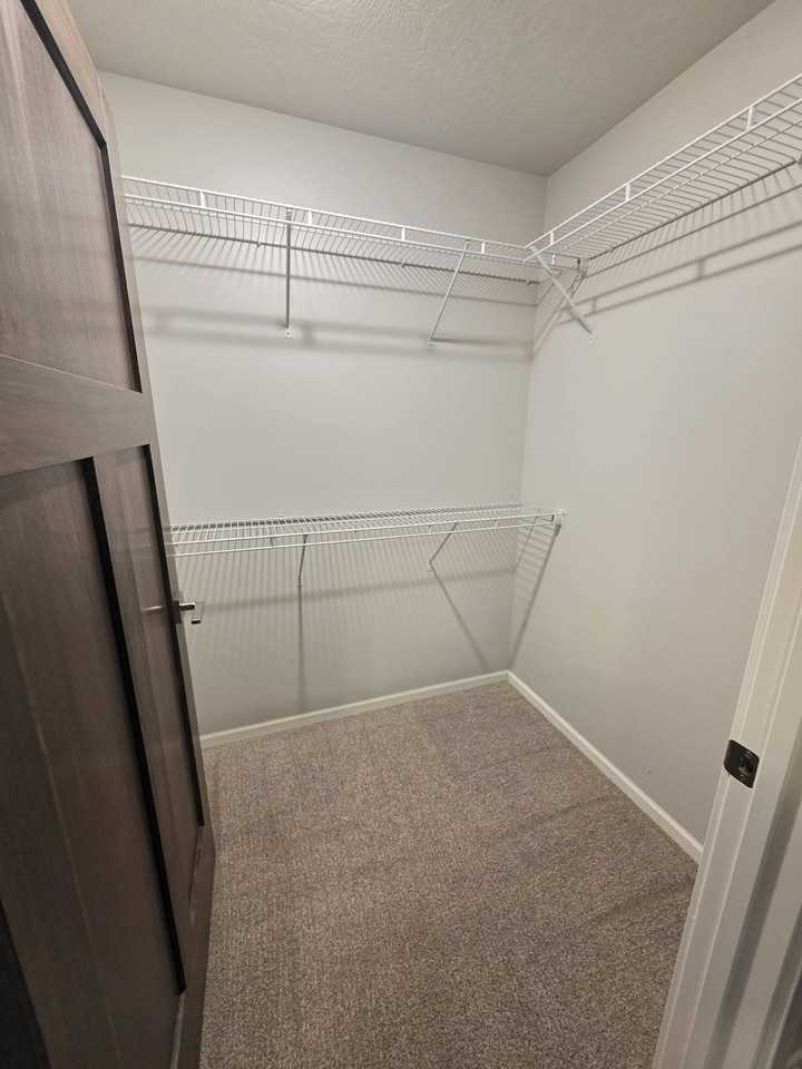 2050 Quail St #5 - Photo 7 of 11