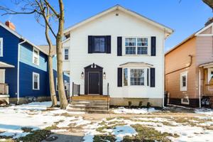 featured image of 98 N Hague Ave