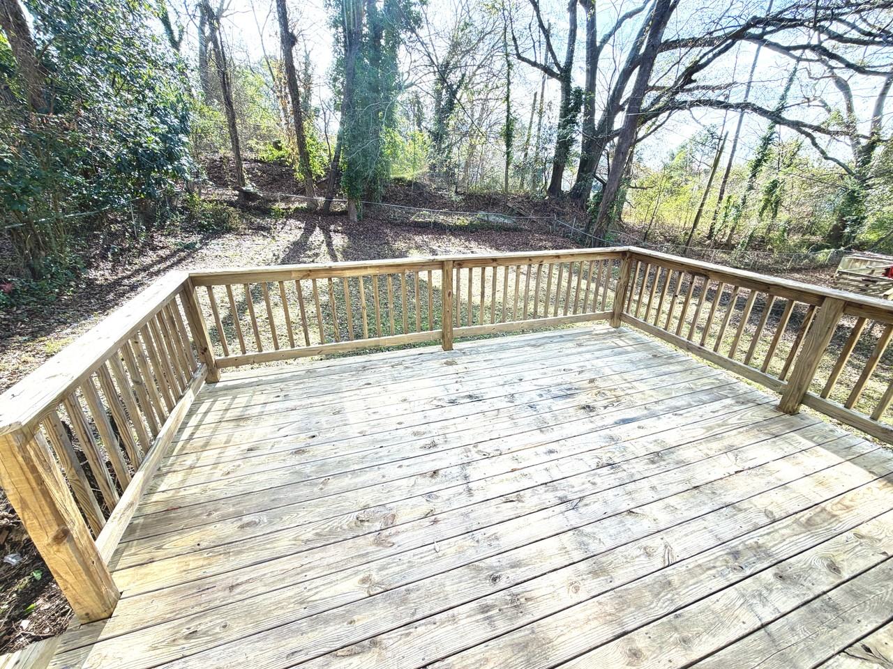 124 Riverview Ct #1 - Photo 4 of 13