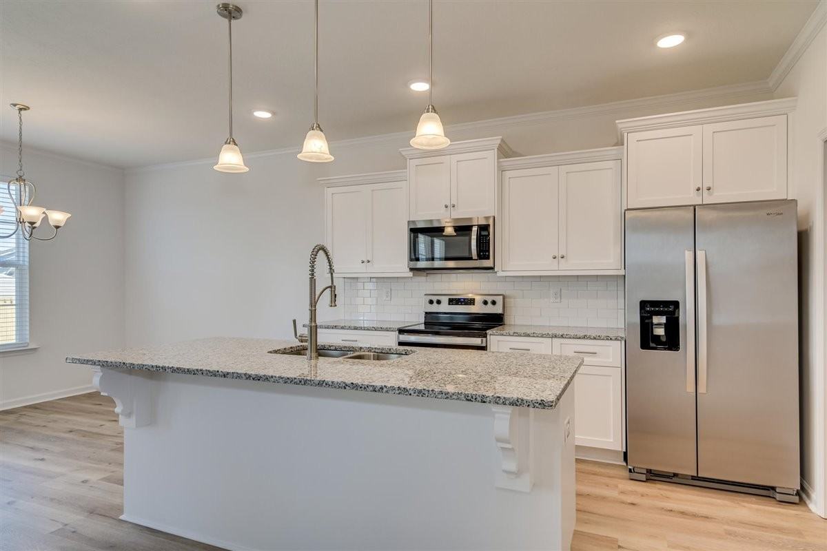 124 Dublin Loop #1 - Photo 7 of 37