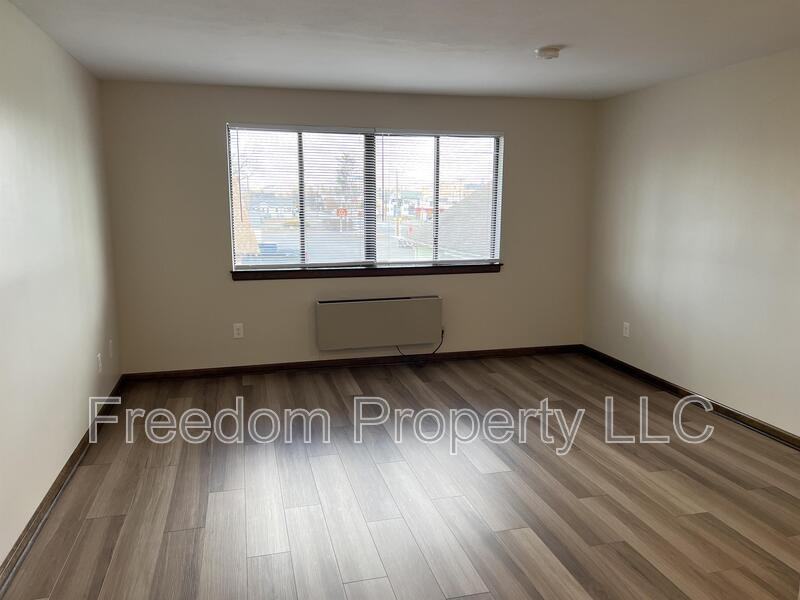 65 East St #19 - Photo 3 of 17