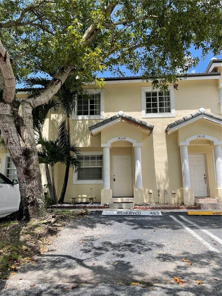 14124 Southwest 121st Place ##3 - Photo 2 of 18