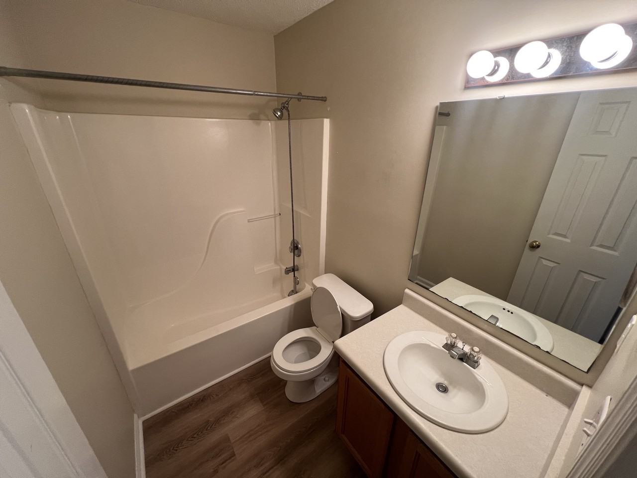 204 Hawkridge Pl #1 - Photo 6 of 11