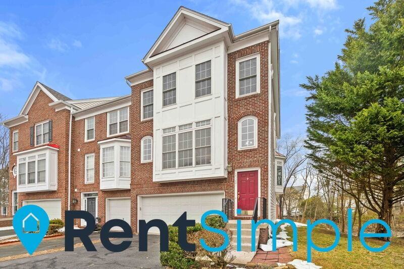 25201 Dunvegan Sq - Photo 2 of 44