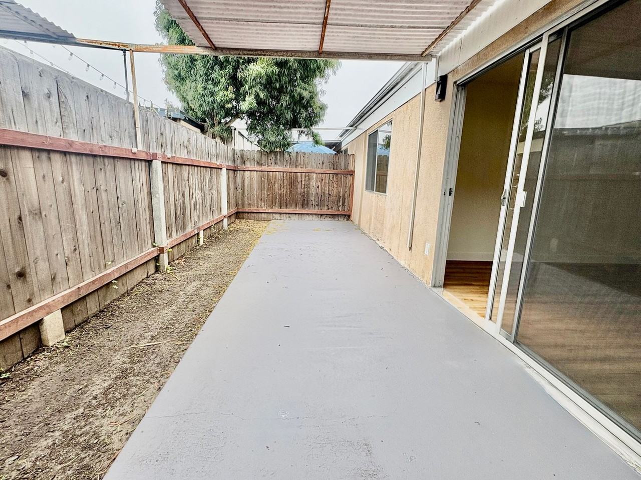 Townhome 2 bed 1.5 Bath in Anaheim - Photo 6 of 8