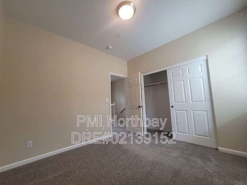 119 Sunshine St - Photo 6 of 14