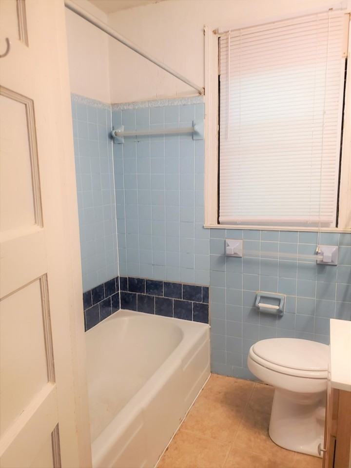 2033 Shirley Ave - Photo 4 of 6