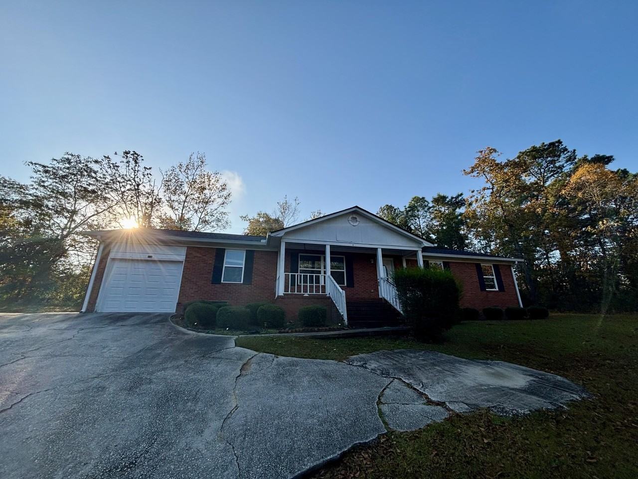 2714 Fair Oak Ct - Photo 2 of 15