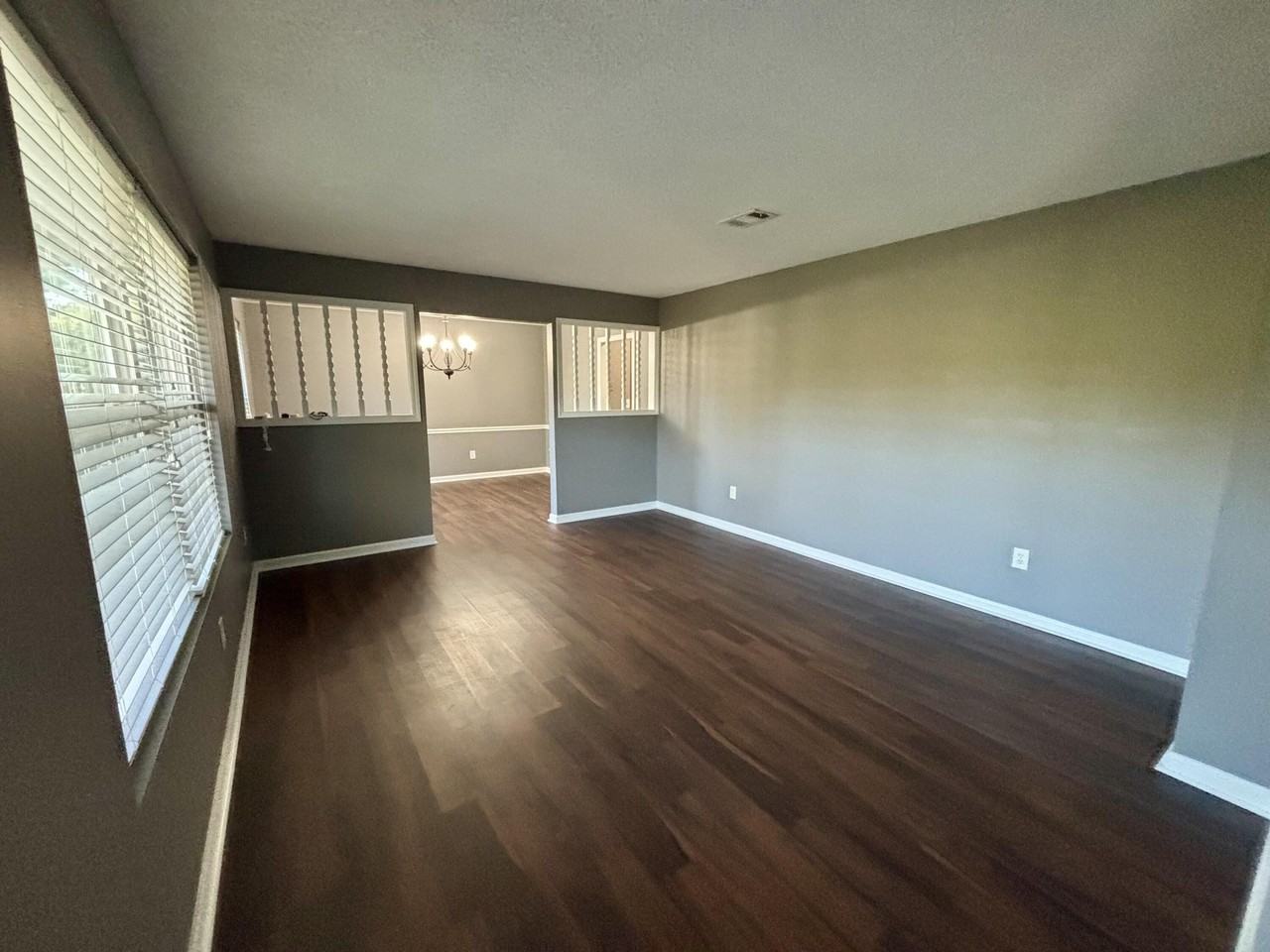 2714 Fair Oak Ct - Photo 4 of 15