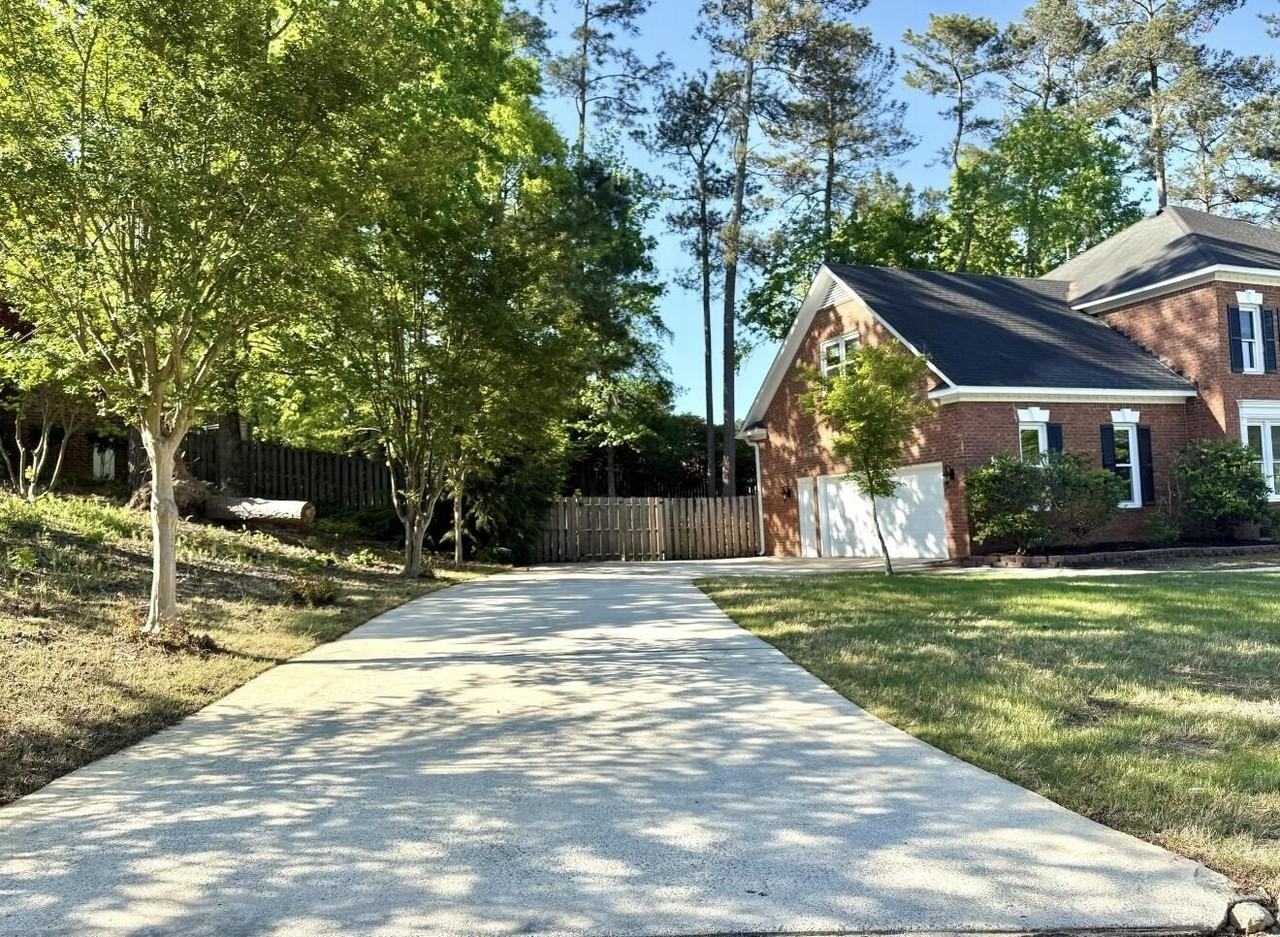 800 Sparkleberry Rd - Photo 2 of 19