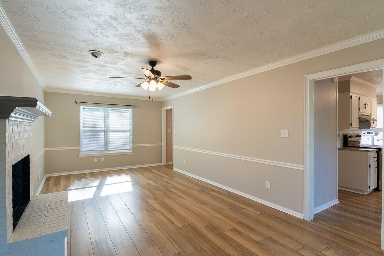 4387 Quail Creek Rd - Photo 7 of 29