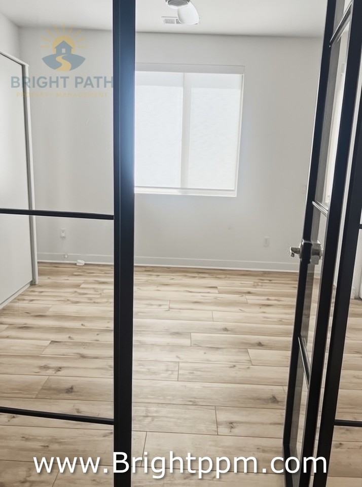 1539 Newland Dr #1 - Photo 2 of 18