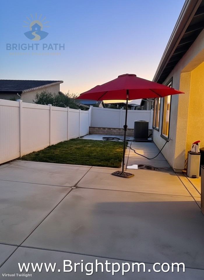 1539 Newland Dr #1 - Photo 4 of 18