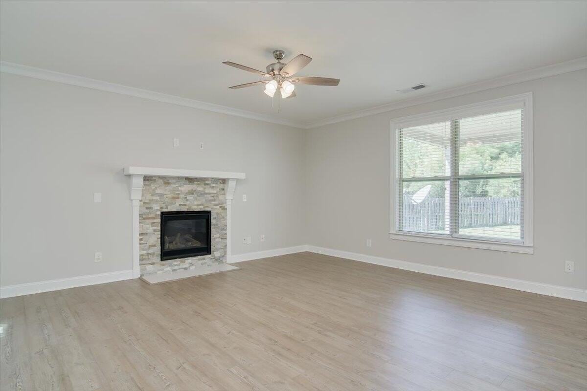 5634 Sunbury Loop - Photo 5 of 28