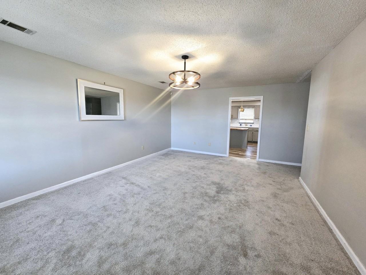 2721 Crosshaven Dr - Photo 6 of 14