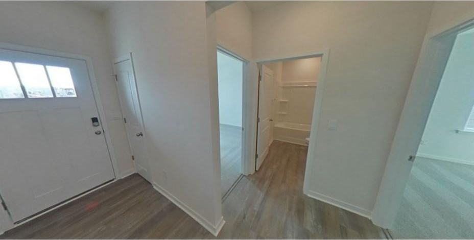 1421 6th St Ne #1 - Photo 3 of 12
