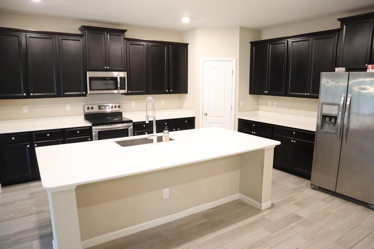 6816 Crosby Falls Dr #1 - Photo 2 of 44