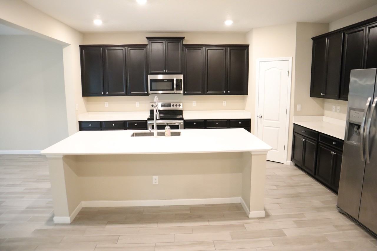 6816 Crosby Falls Dr #1 - Photo 6 of 44