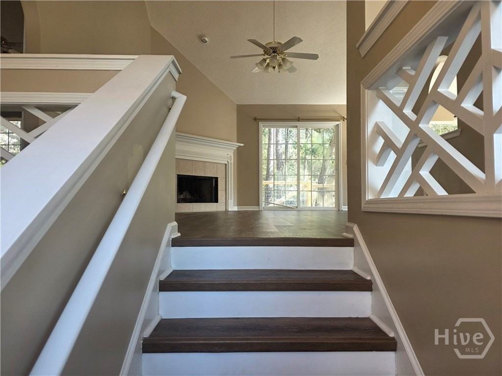 426 Walthour Dr - Photo 4 of 34