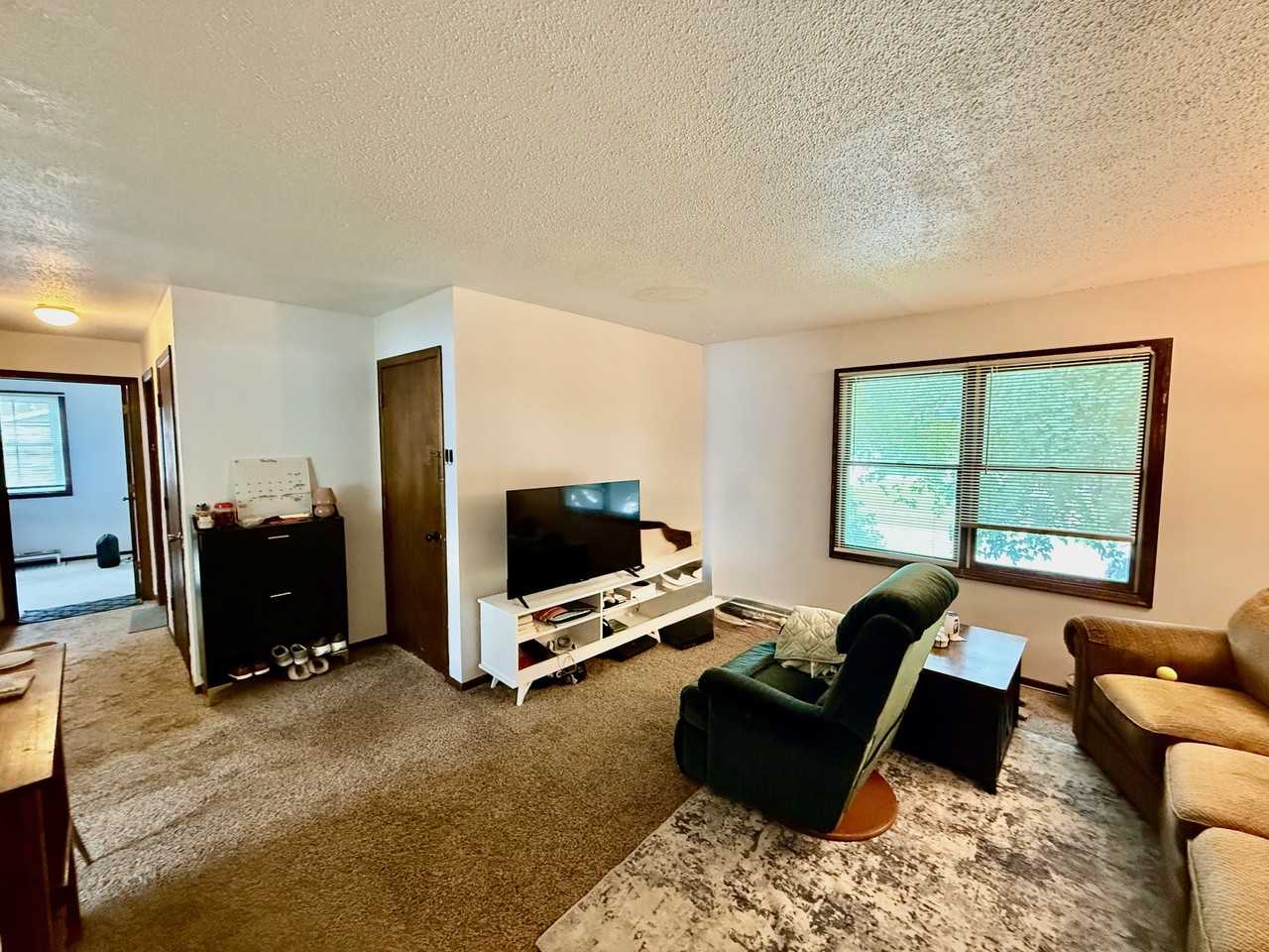 620 7th Ave Nw #622 - Photo 4 of 11