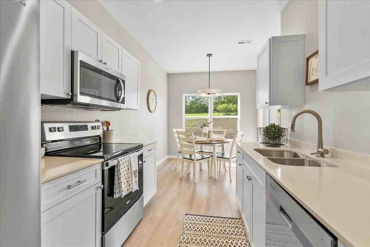 4314 Spruce Creek Dr #1 - Photo 2 of 12