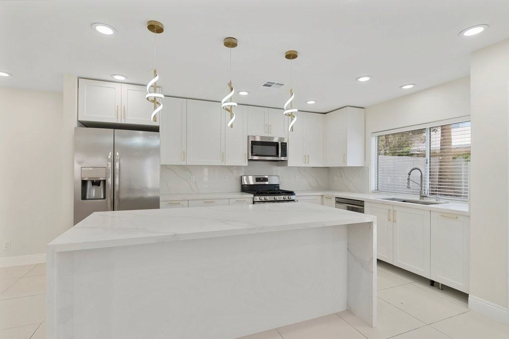 7820 Millhopper Ave #1 - Photo 3 of 19