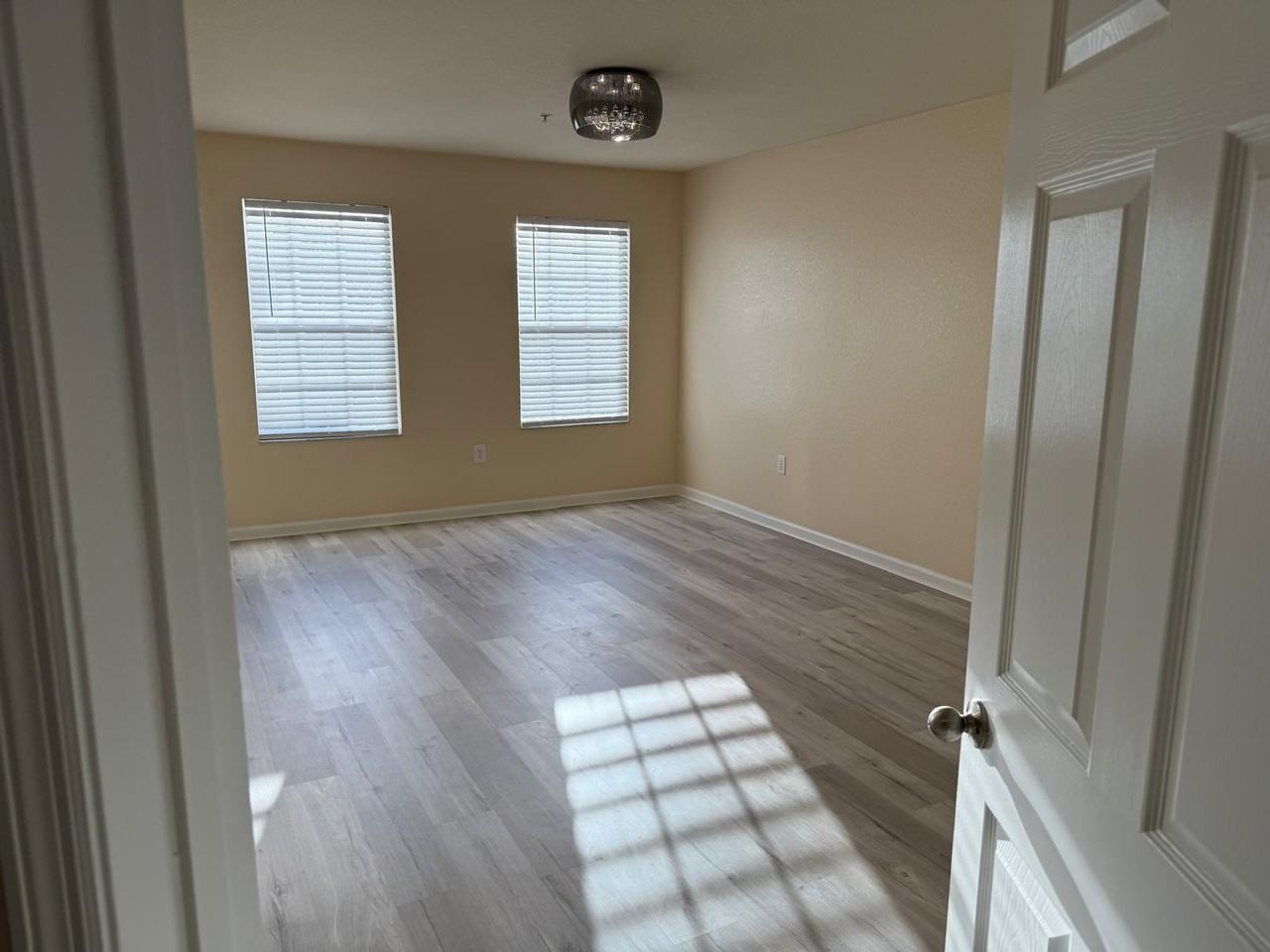 3071 Ashland Ln N #1 - Photo 2 of 11