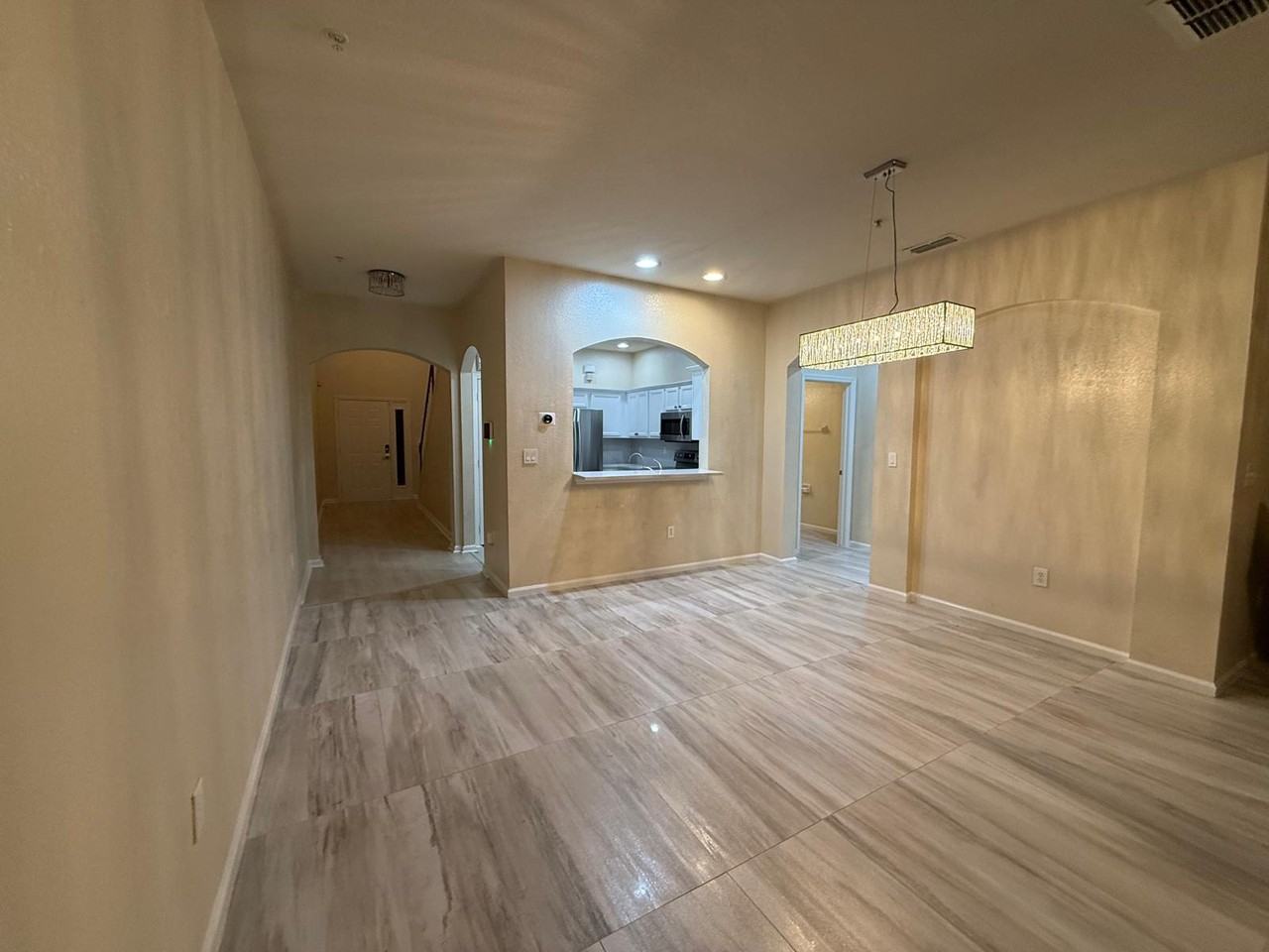 3071 Ashland Ln N #1 - Photo 6 of 11