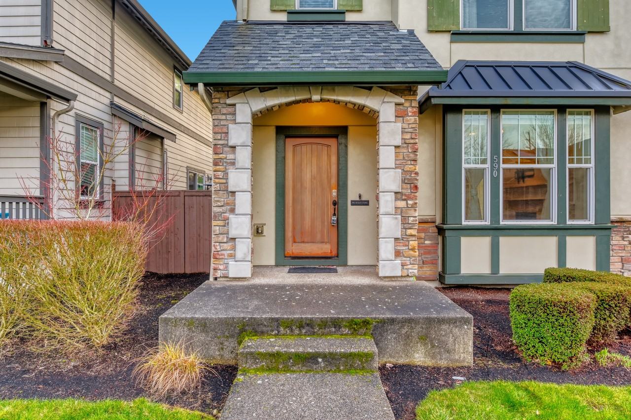 590 Sw 199th Ave #1 - Photo 2 of 41