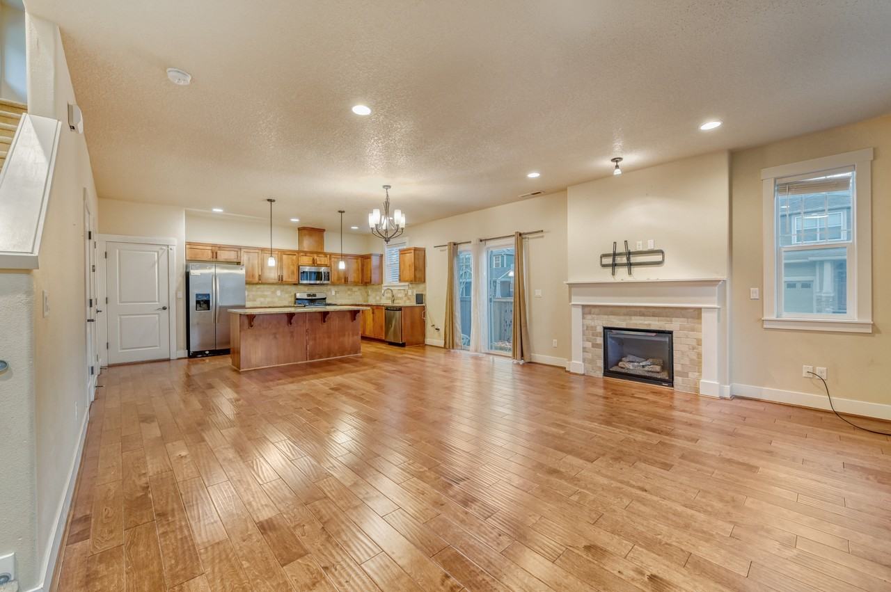 590 Sw 199th Ave #1 - Photo 3 of 41