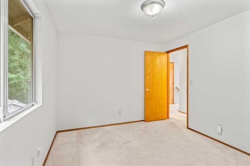 3114 210th St Se - Photo 3 of 12