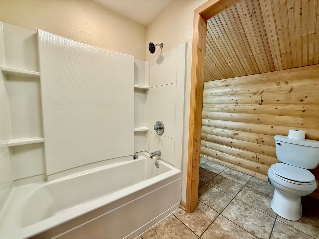 802 2nd St Nw #1 - Photo 3 of 11