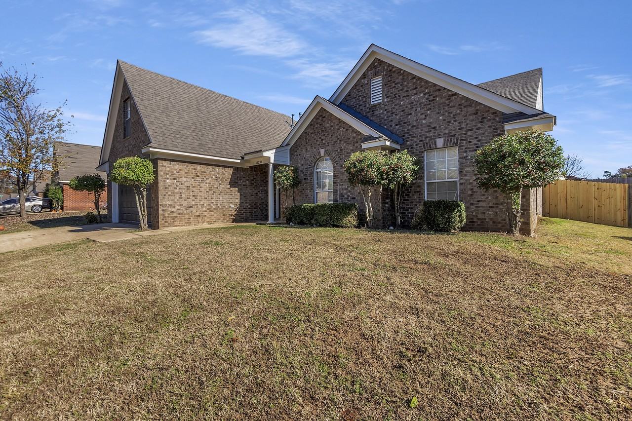 8334 Manhatten Dr #1 - Photo 2 of 10