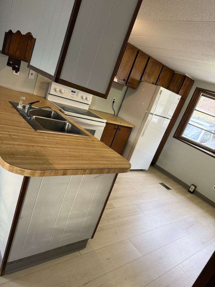 1108 S Walnut Dr #1 - Photo 3 of 8