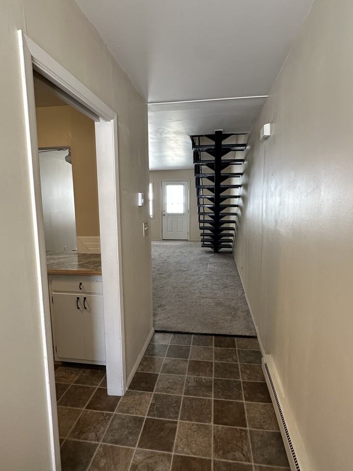 30 Midland DrM10 #M10 - Photo 2 of 14