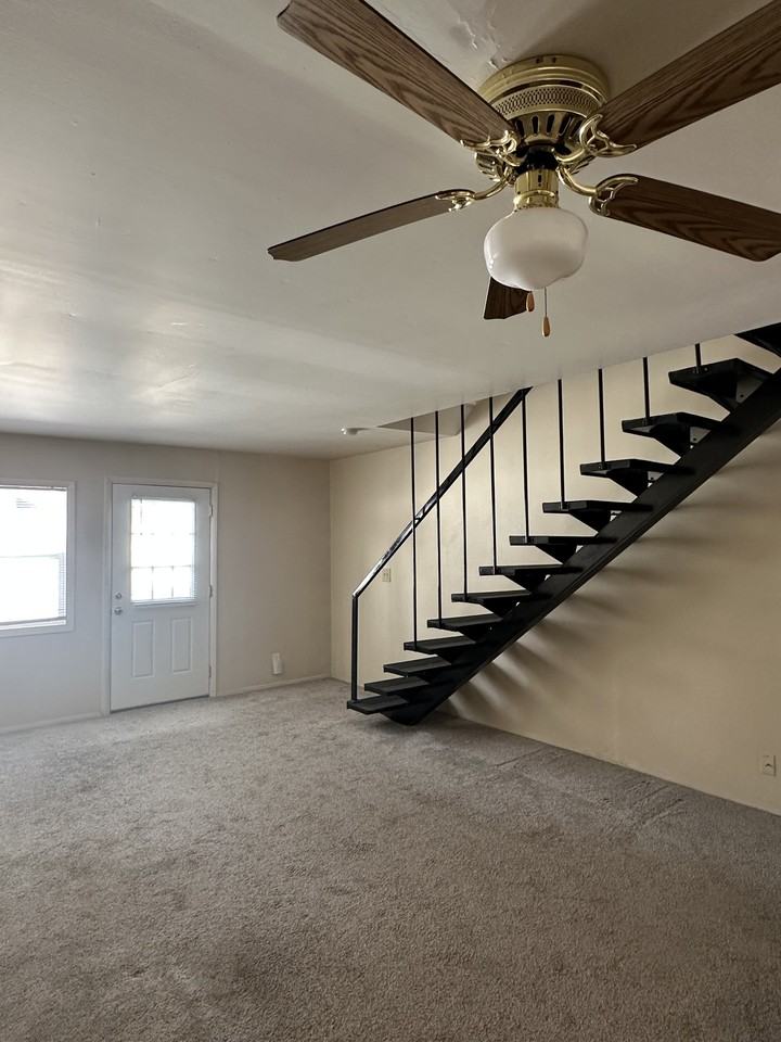 30 Midland DrM10 #M10 - Photo 6 of 14