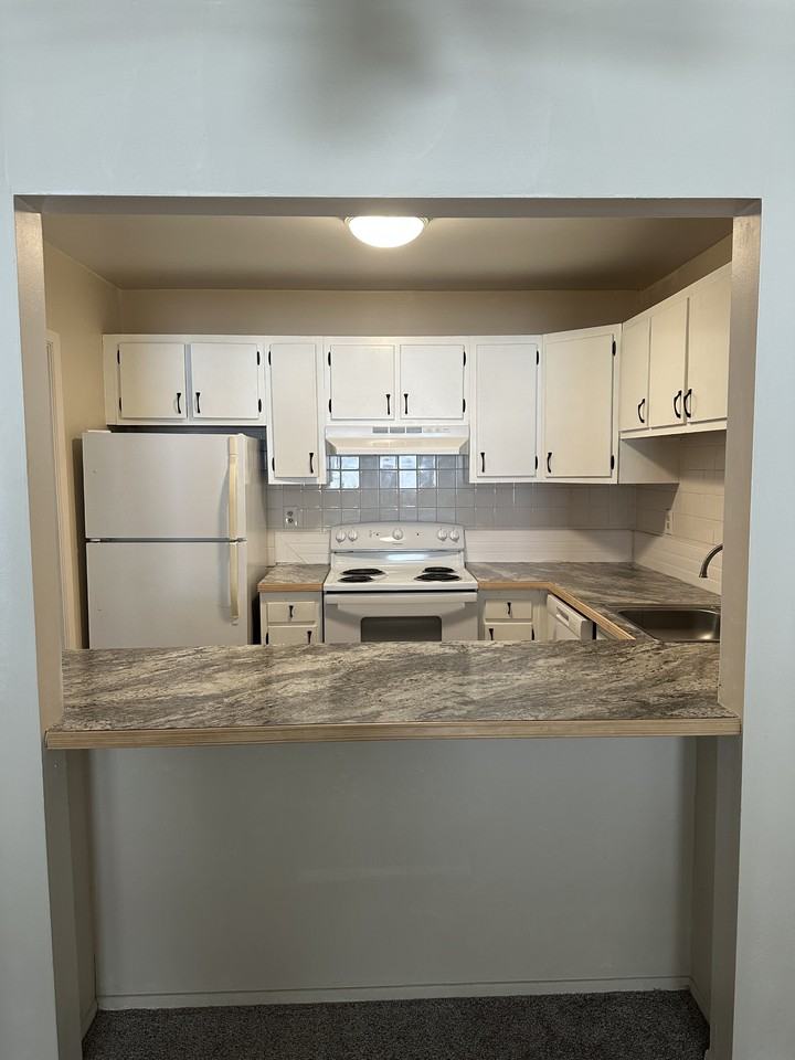 30 Midland DrM10 #M10 - Photo 7 of 14