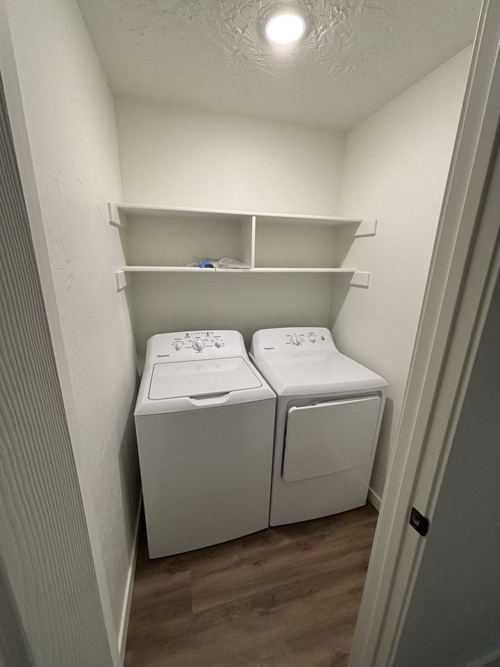 1723 Grizzly Ave #1 - Photo 4 of 7