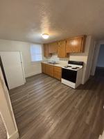 featured image of 187 6th St #1