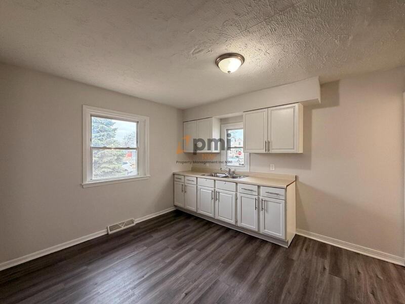 1433 Shell St - Photo 6 of 16